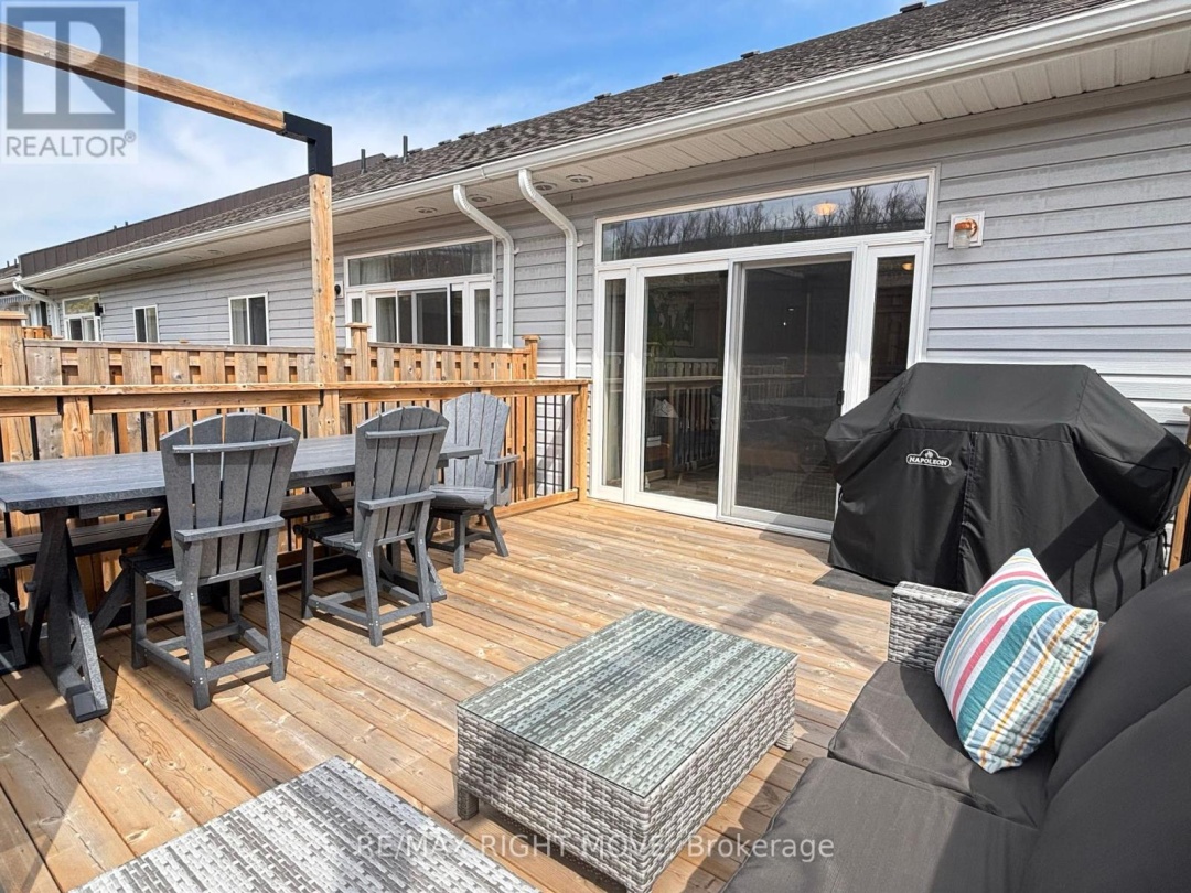 321 Lucy Lane, Orillia