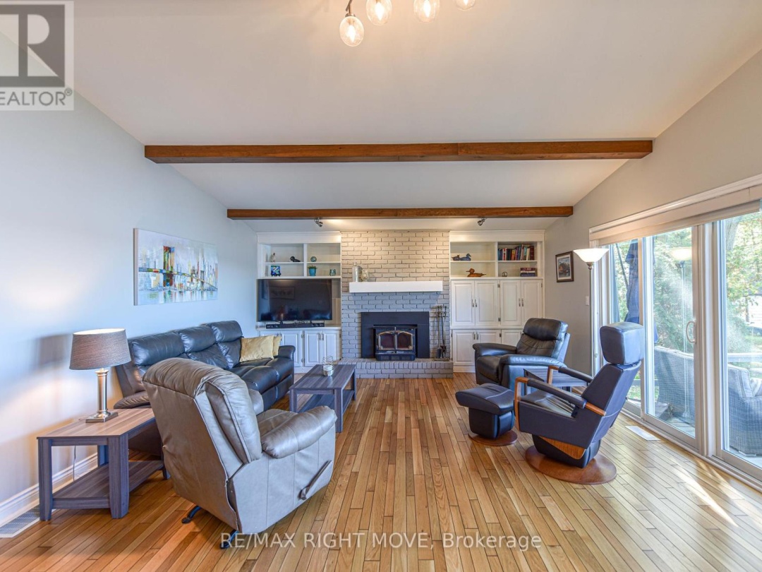 4350 PLUM POINT ROAD, 