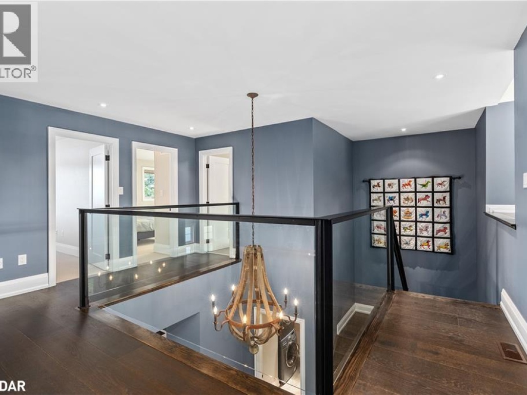 1043 FORTUNES Trail, 