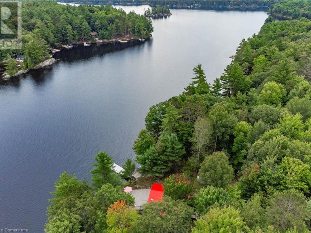 1076 Thanksgiving Rock Way, Kahshe Lake