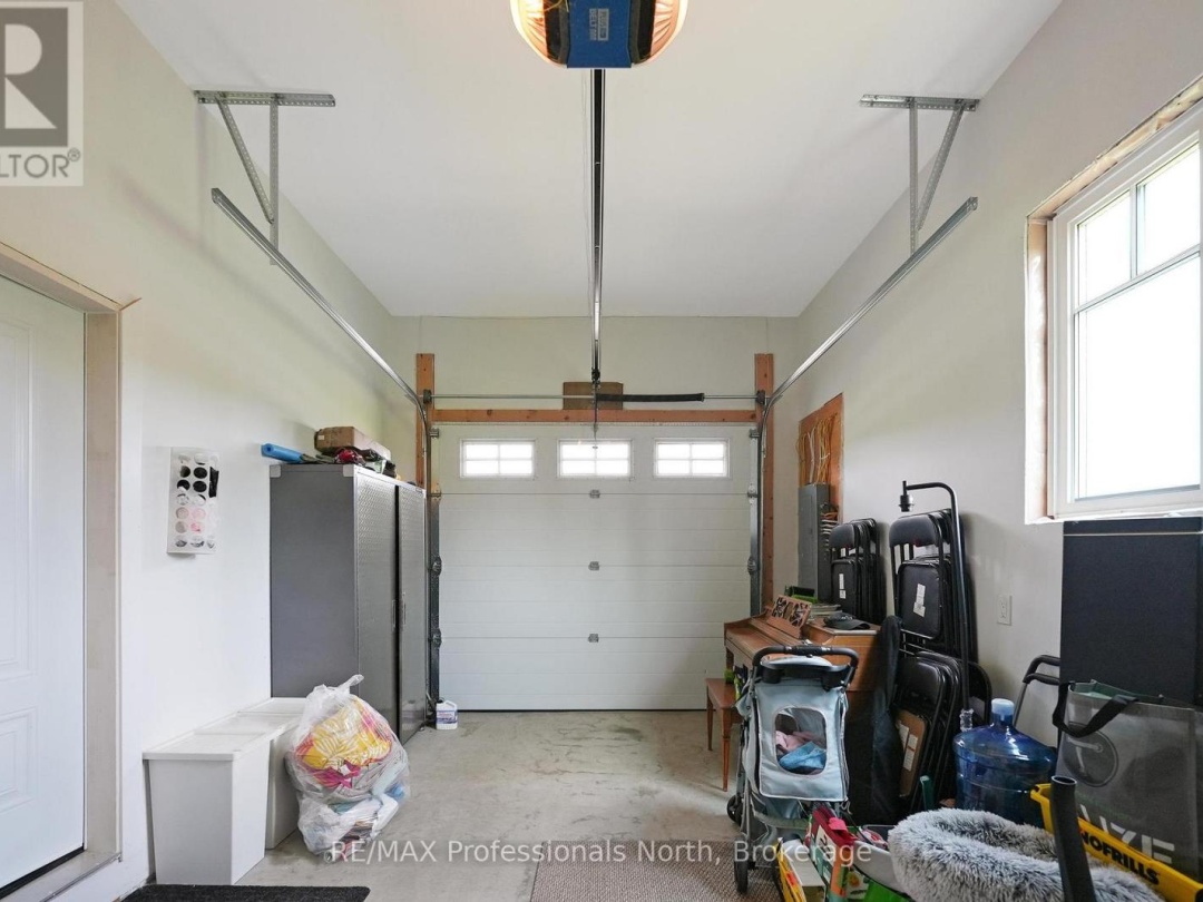 64 WINDOVER DRIVE, 