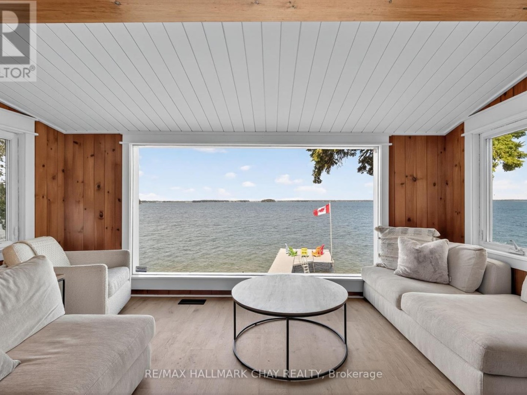 43 MOON POINT DRIVE, 