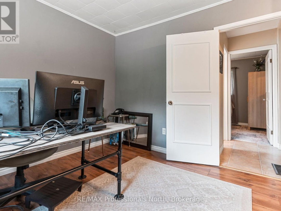 3866 DEEP BAY ROAD, 