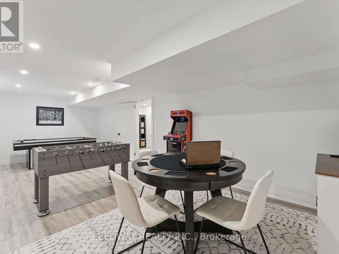 24410 Thorah Park Boulevard, Lake Simcoe