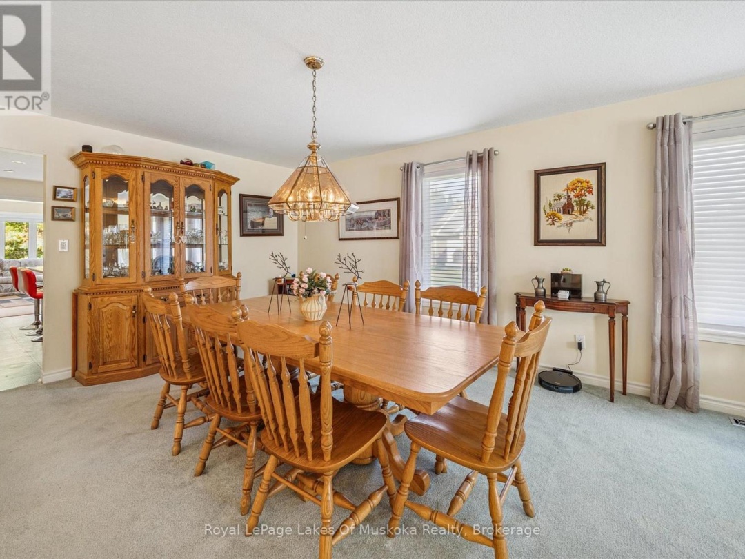 7 INVERARAY COURT, 