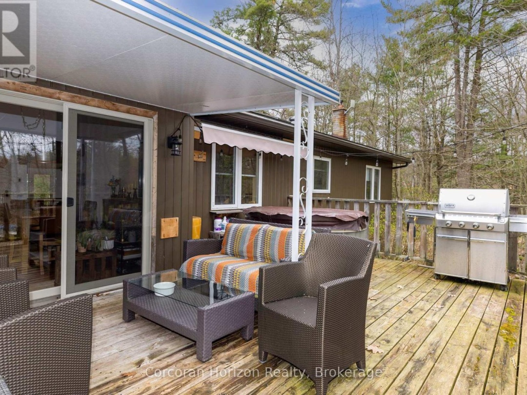2517 HONEY HARBOUR ROAD, 