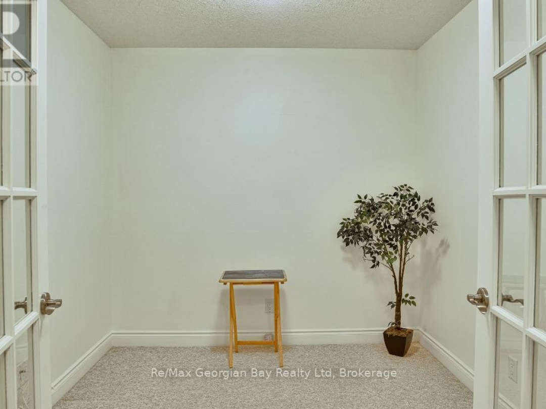 206 - 10A KIMBERLEY AVENUE, 