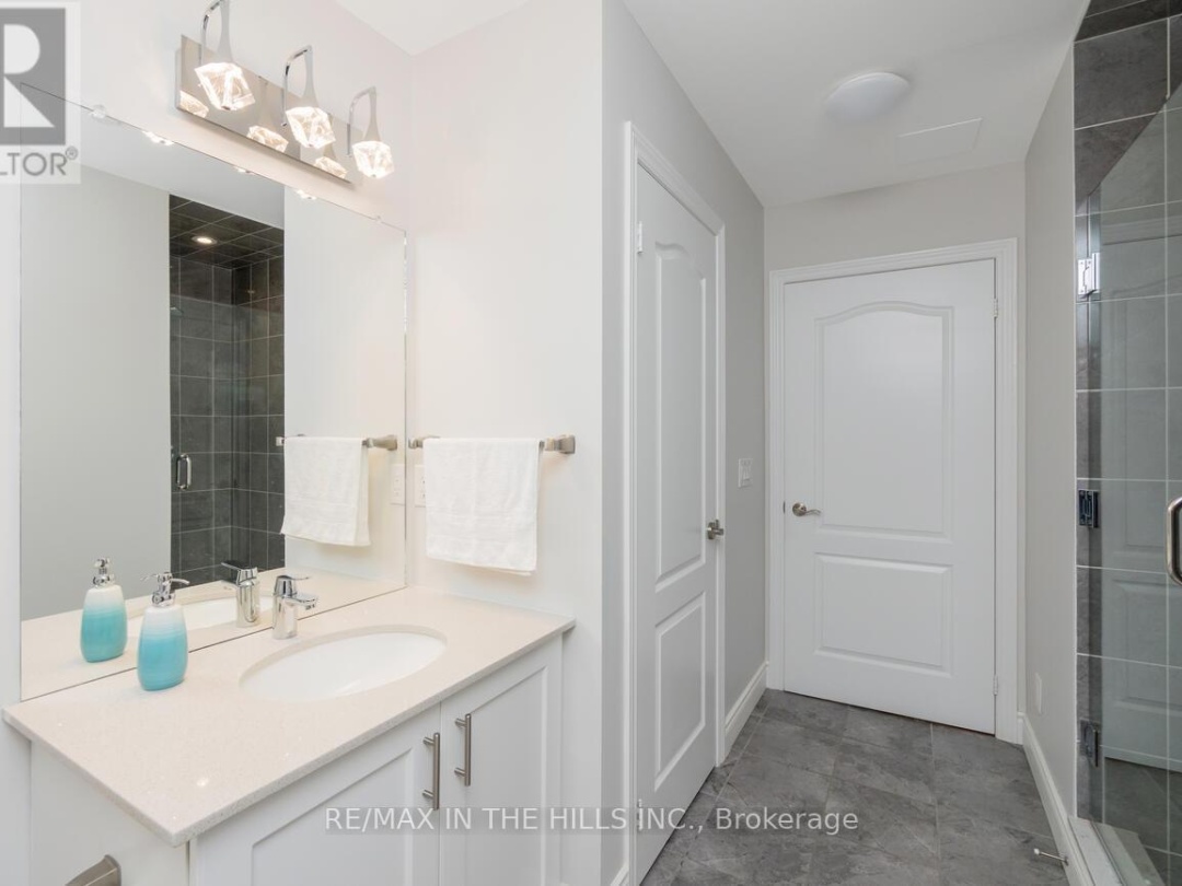 611 90 Orchard Point Road, Lake Simcoe