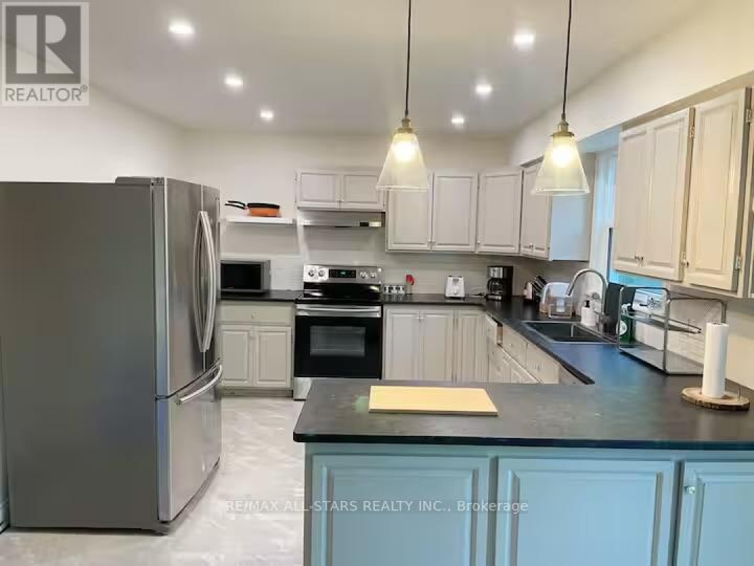 382 COUNTY RD 36, Trent Lakes