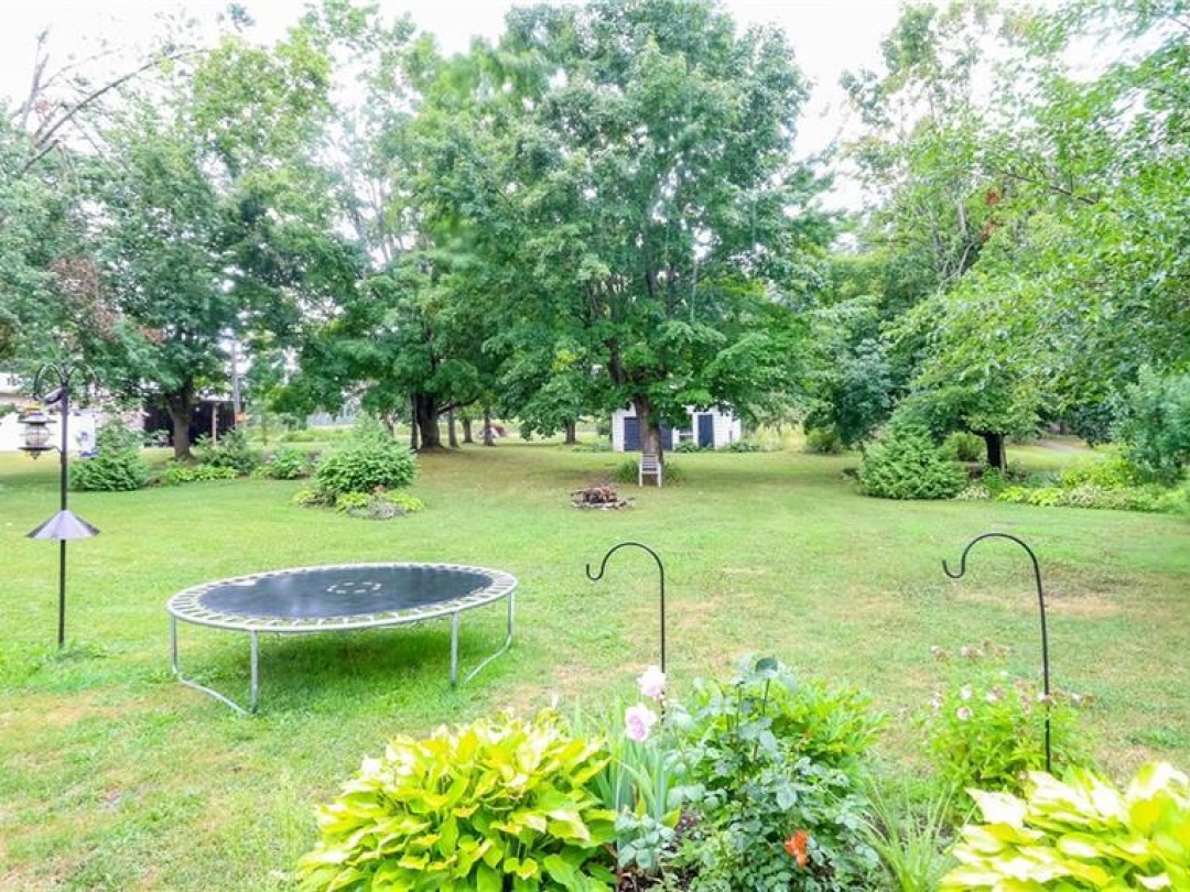14 CONDER Drive, 