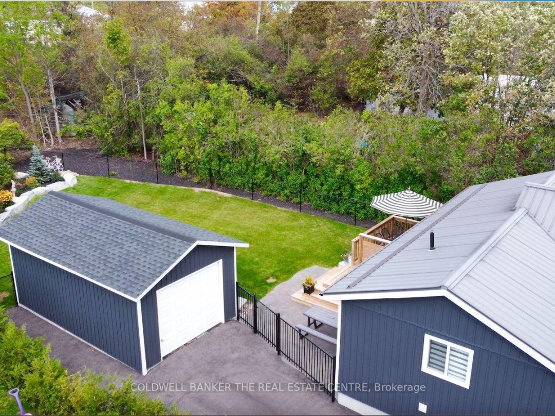55 PRINCE STREET W, 