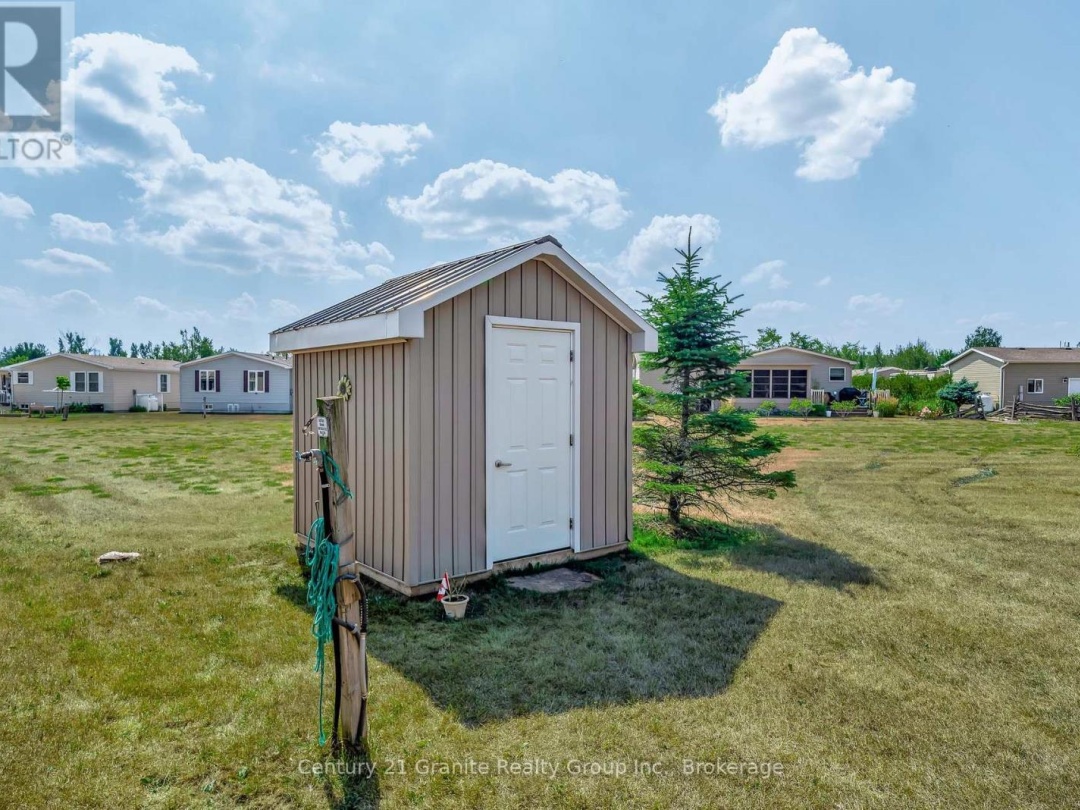 58 CREEKSIDE CIRCLE, 