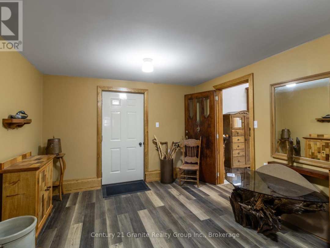 1528 DIGNAN ROAD, 