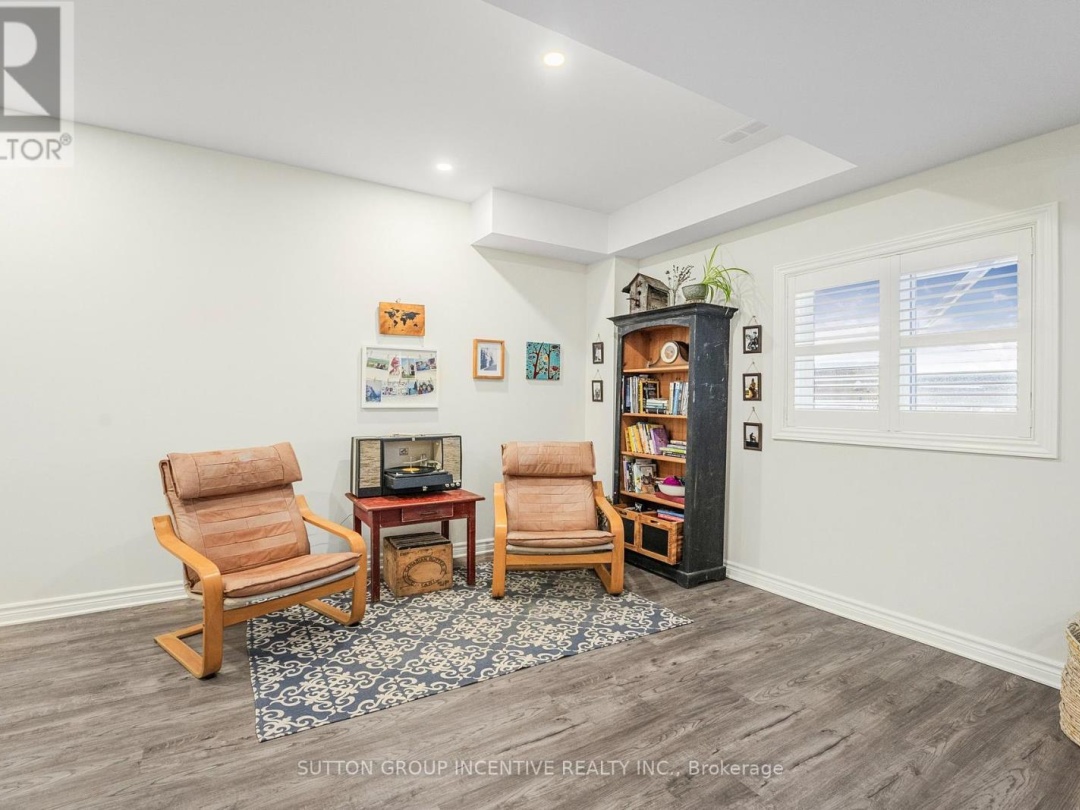 104 Lily Drive, Orillia
