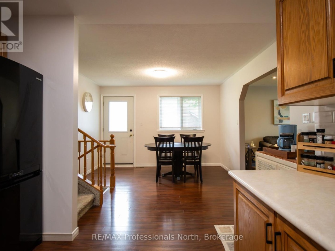 36 B SPENCER STREET, 