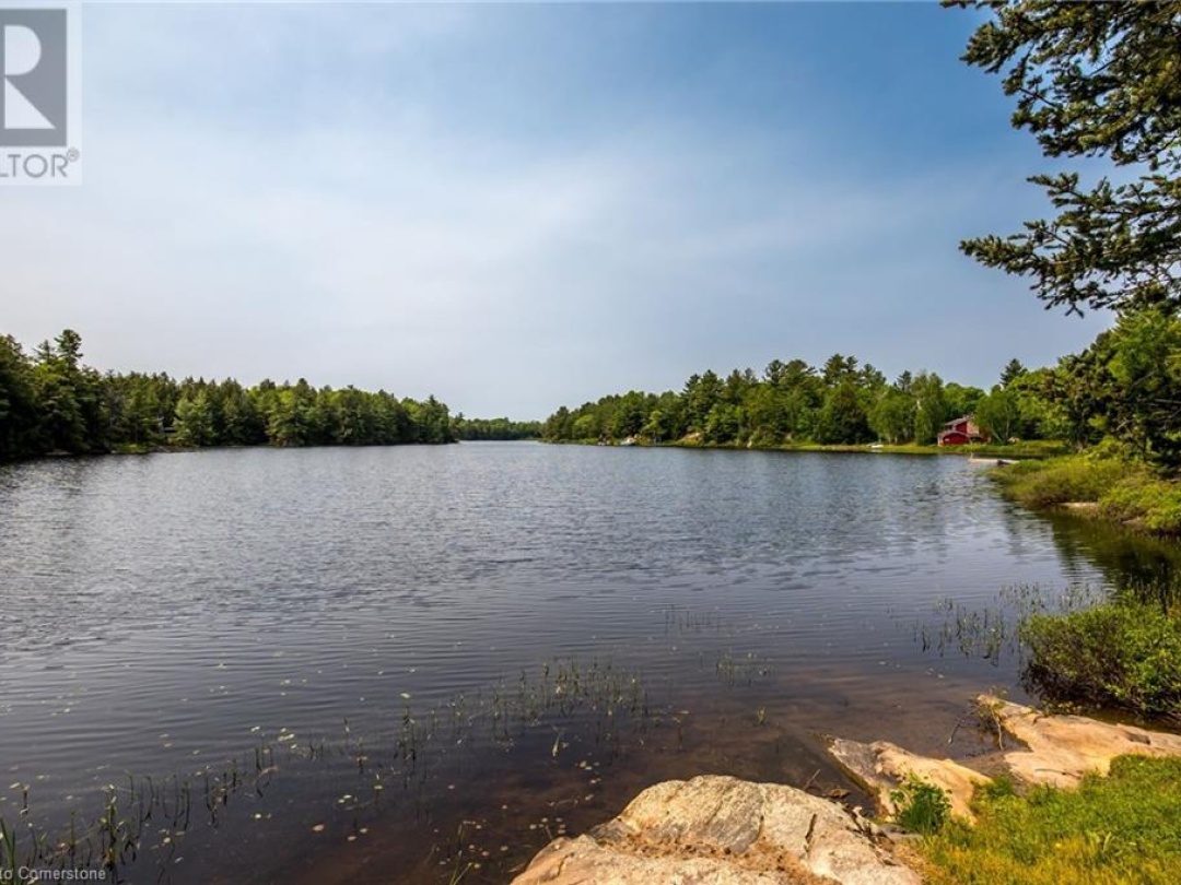 235 Loch Erne Road, Vowel Lake