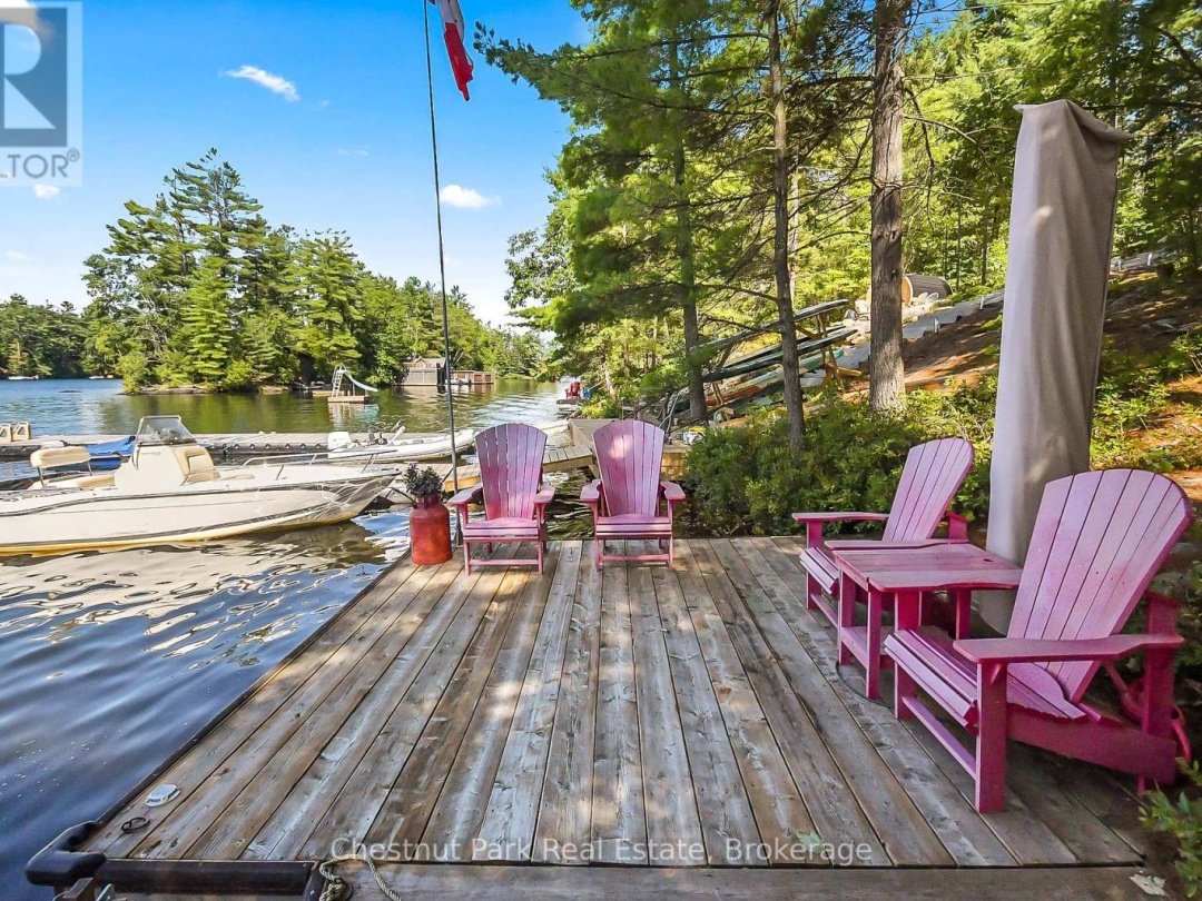 86 TAYLOR ISLAND, 