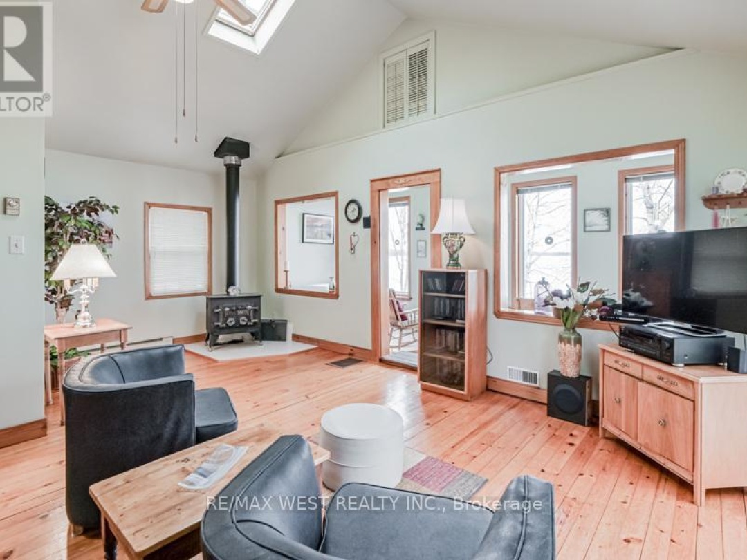 4669 ANDERSON AVENUE, 