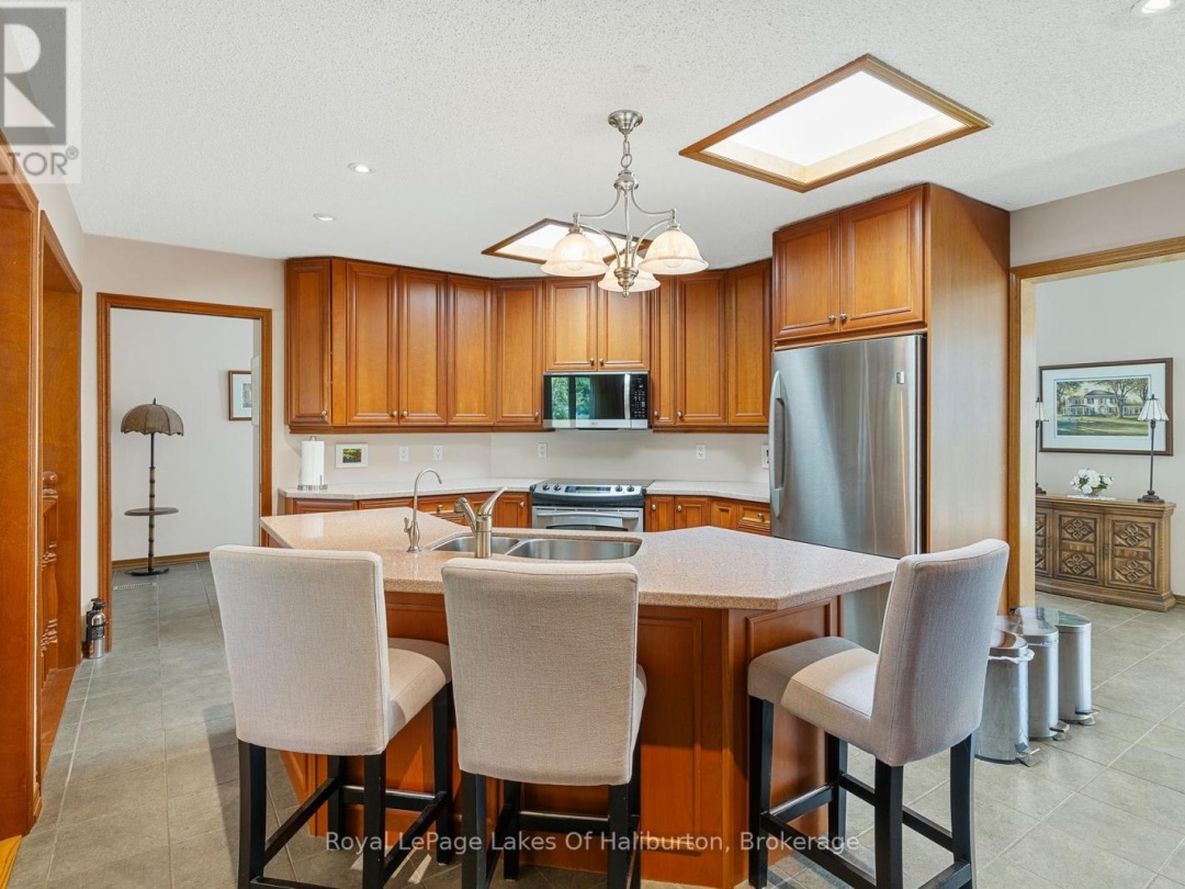 1089 PIONEER ROAD, 