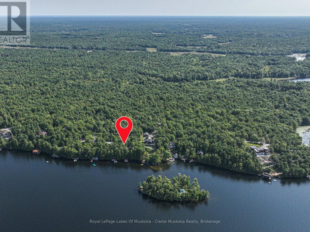3946 East Shore Road, Gloucester Pool