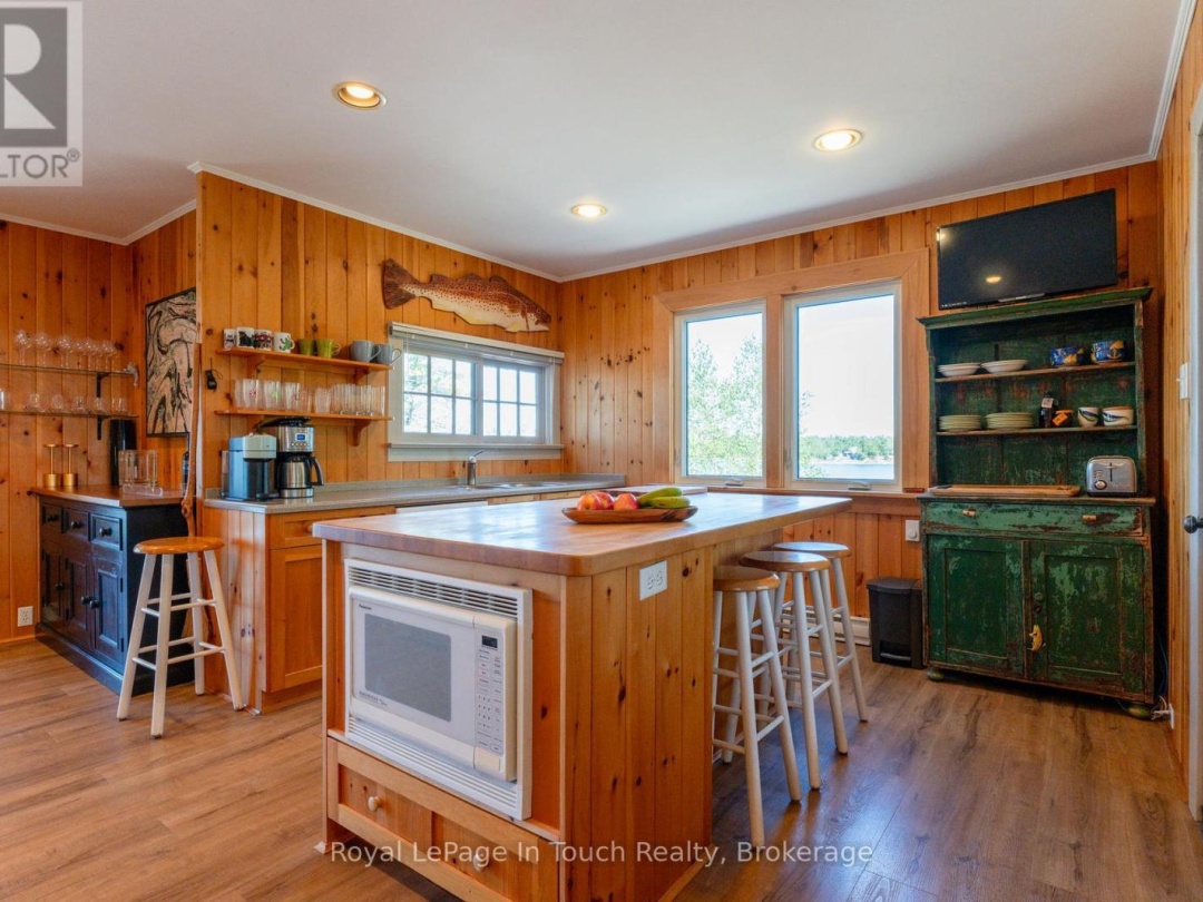 1 B181 IONA ISLAND, 