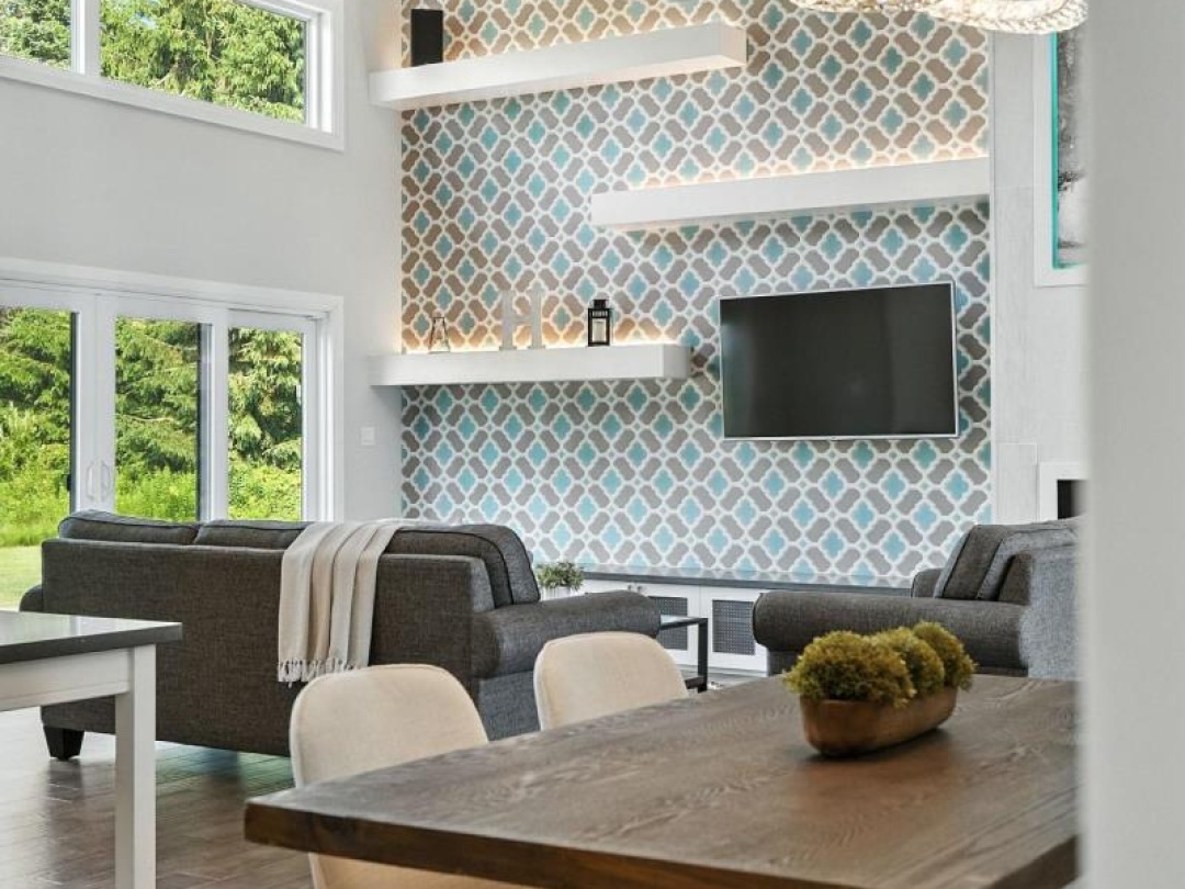 3510 BRENNAN LINE W, 