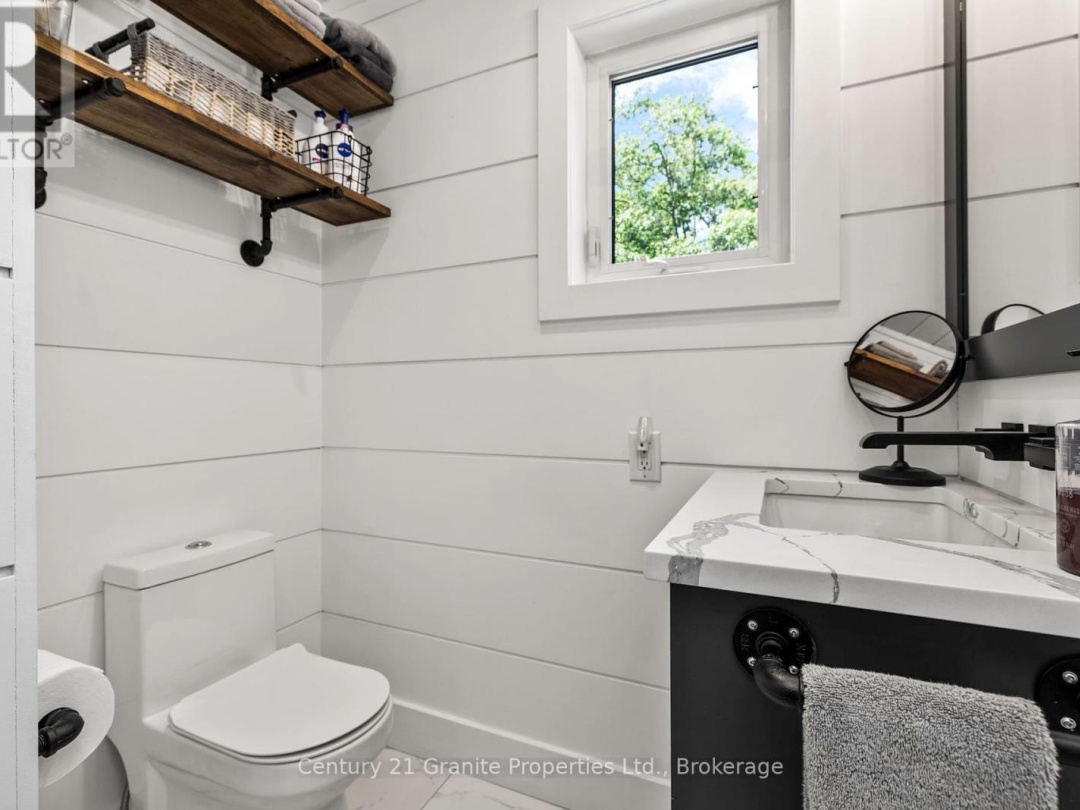 8 BARTLETT DRIVE, 