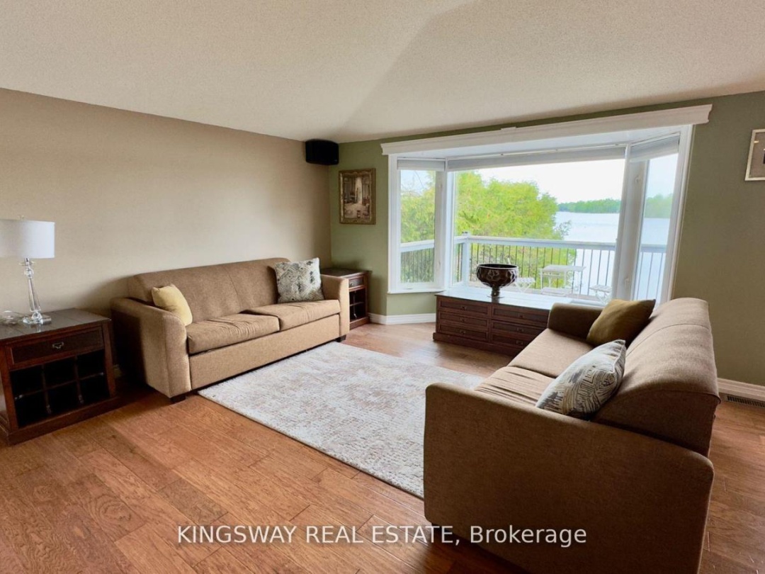18 MITCHELLVIEW ROAD, 