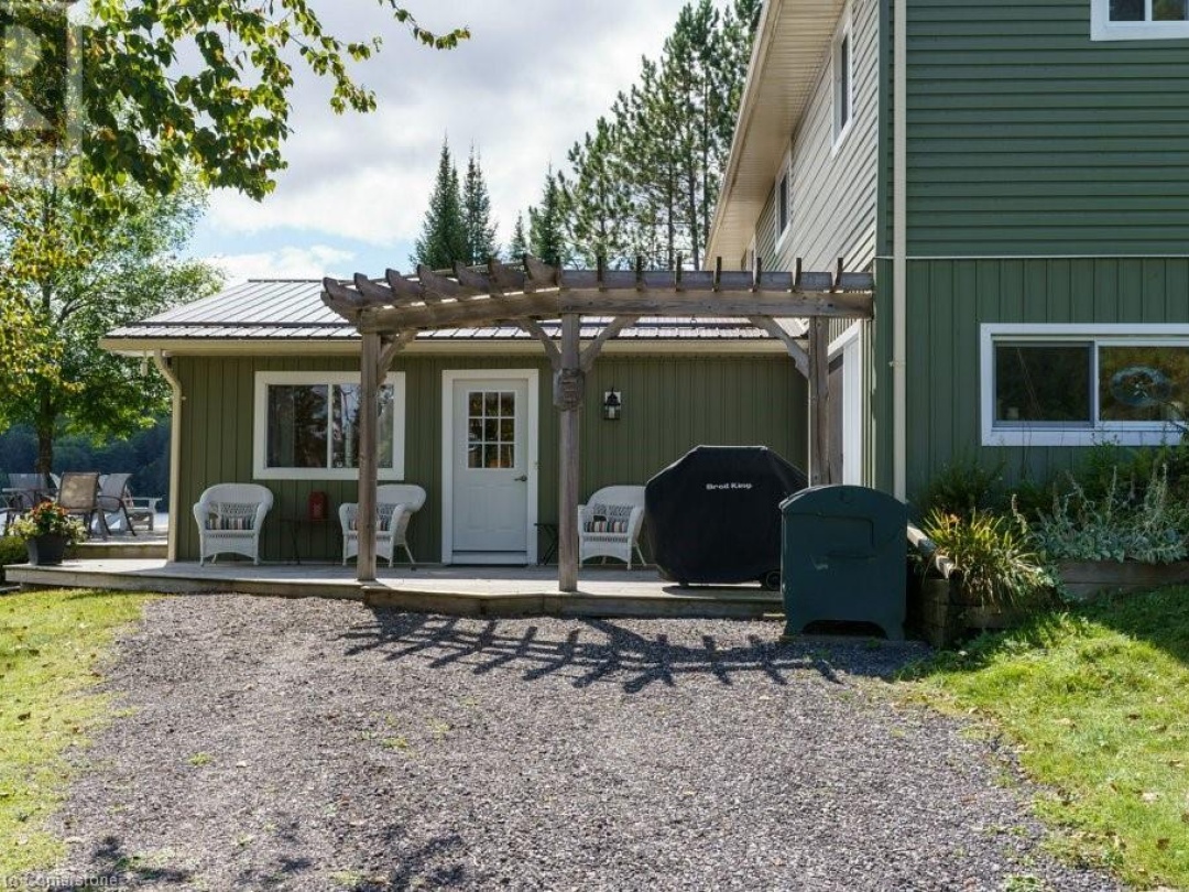 143 South Drive, Lake Vernon