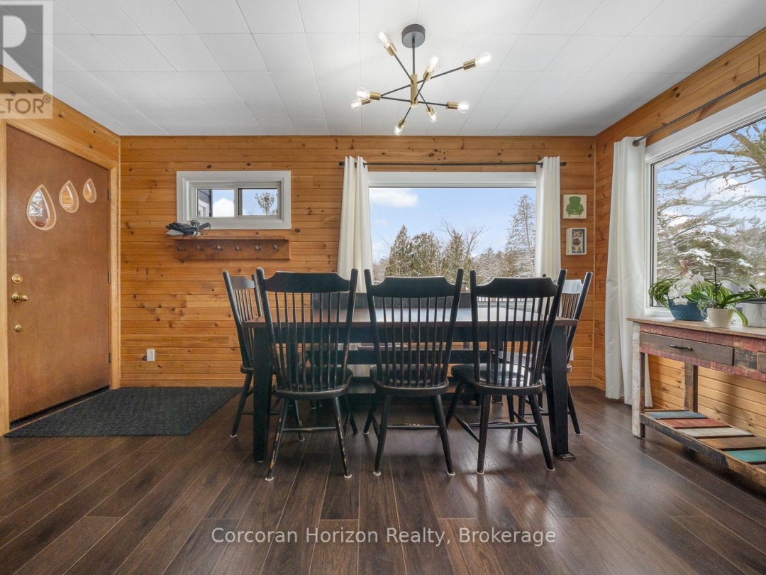 3000 WHELAN WAY, Black River