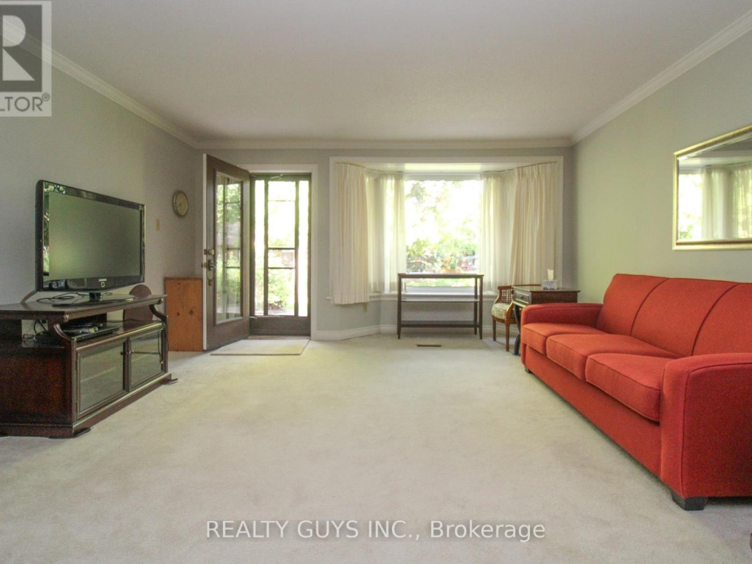 # 204 - 200 EAST STREET S, 