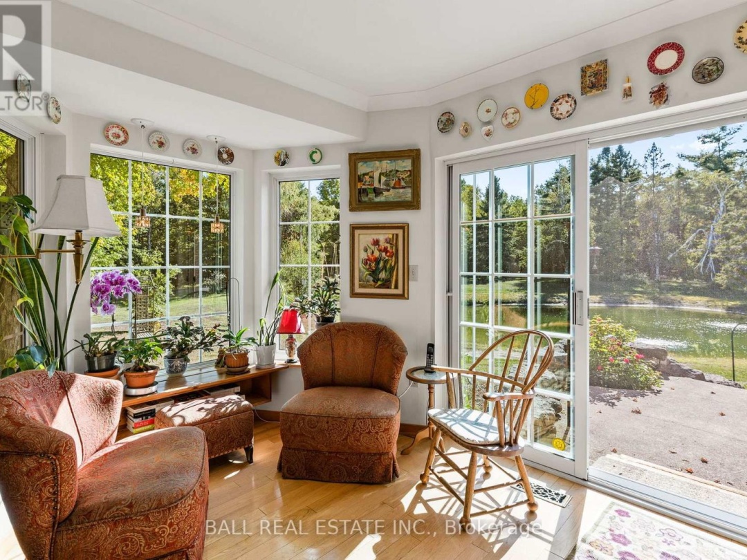 849 COUNTY RD 49, 