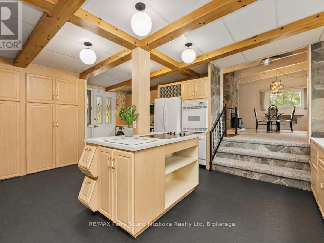 179 MANITOU DRIVE, 