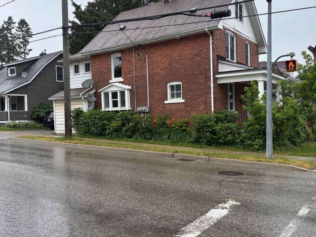 90 COLDWATER ROAD W, 