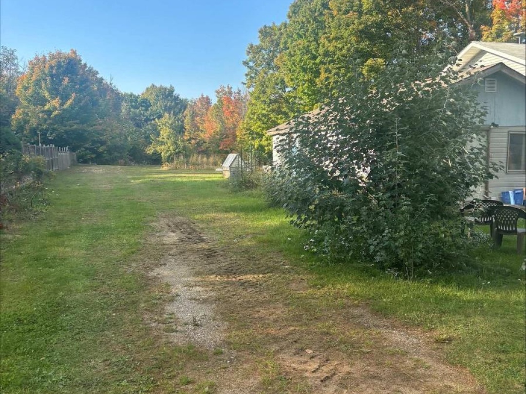 3138 ROBB COURT, 