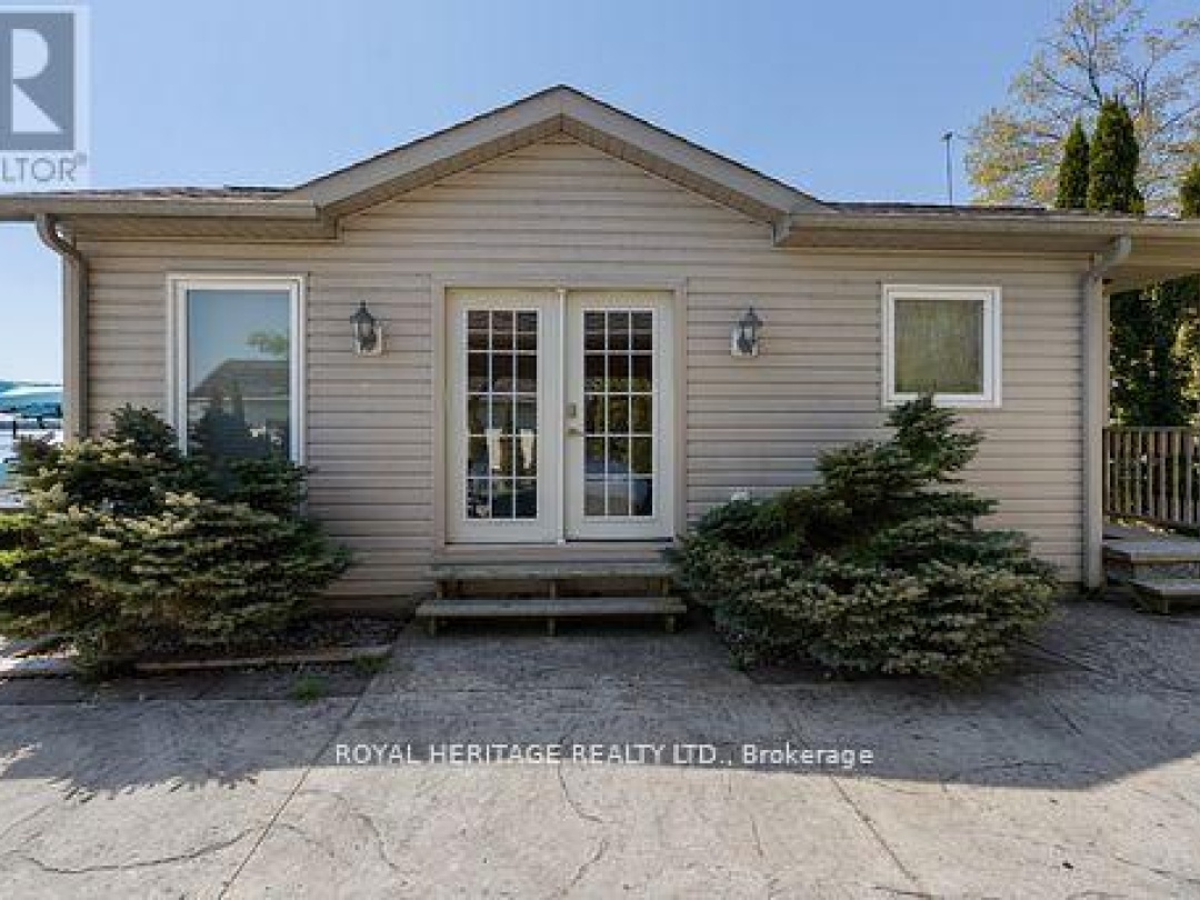 34 HILLS ROAD, Pigeon Lake