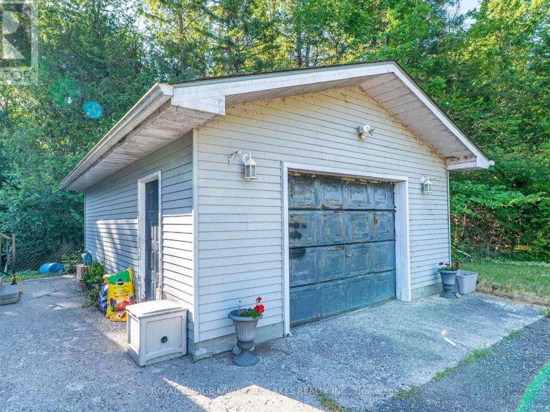 518 BALSAM LAKE DRIVE, 