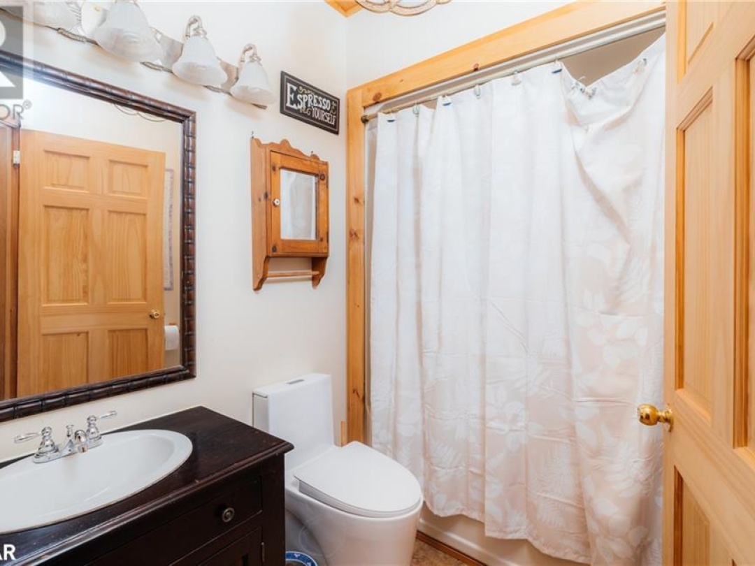 1208 Minnow Drive, Kennisis Lake
