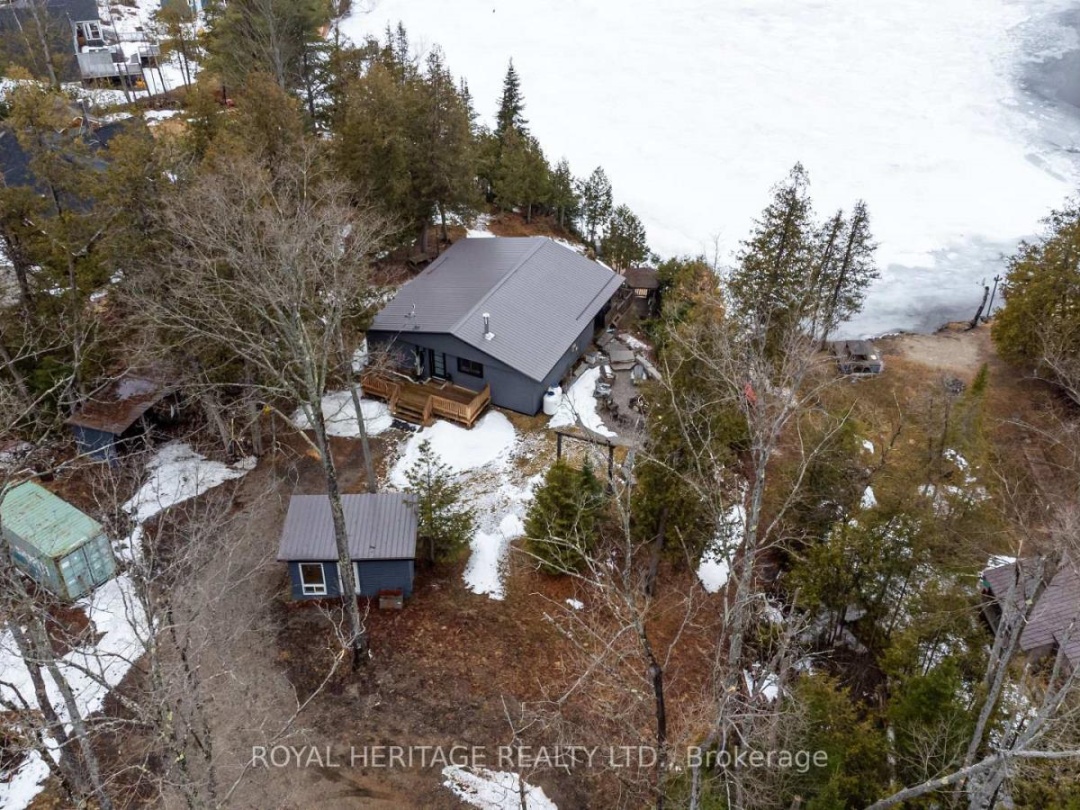 402 Steenburg Lake Road South Road S, Steenburg Lake