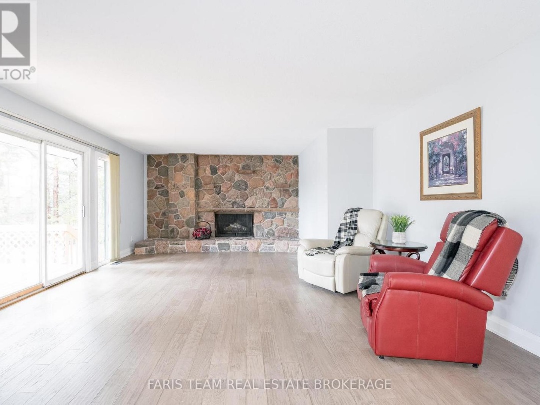 7817 OAKRIDGE DRIVE, 