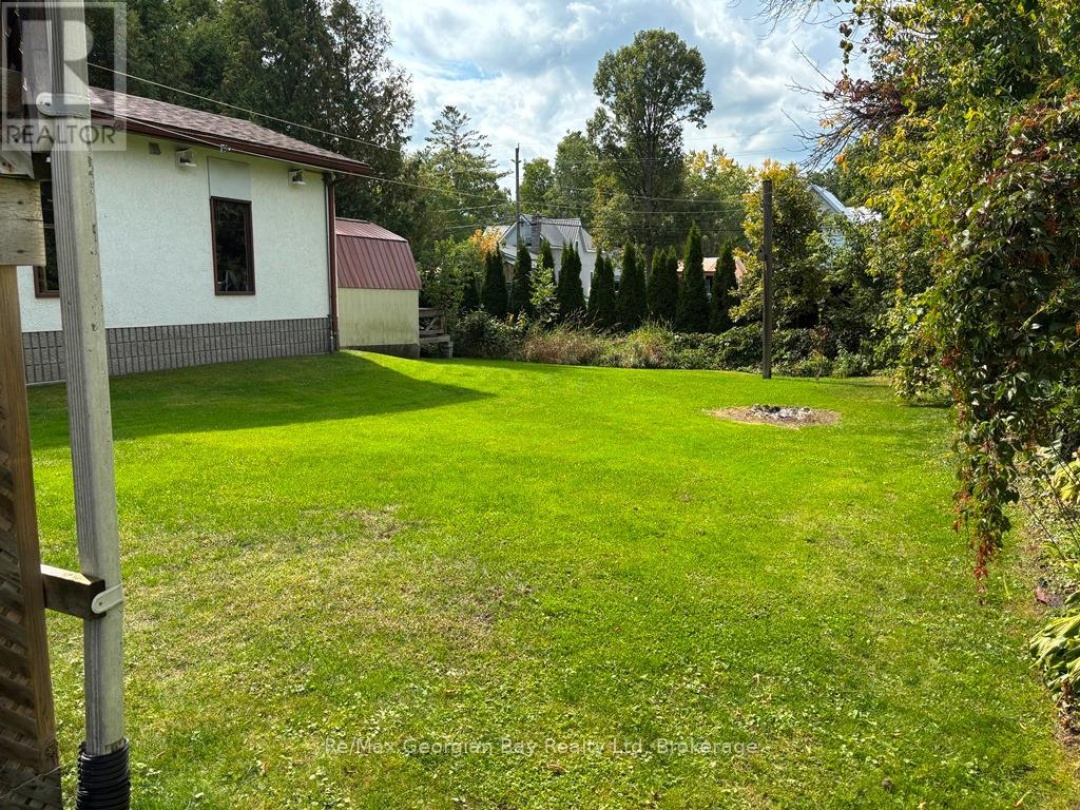 16 COMMUNITY CENTRE DRIVE, 