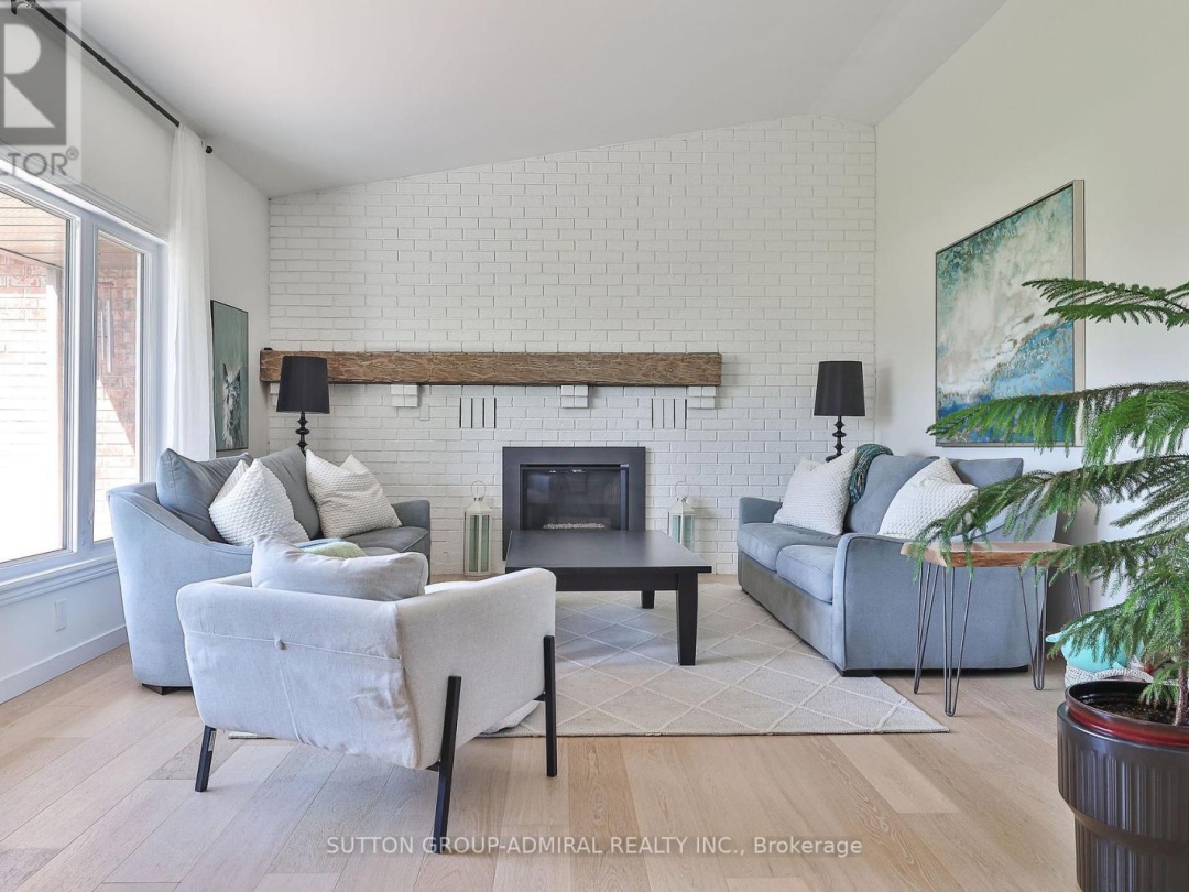 112 BAYSHORE DRIVE, Lake Simcoe