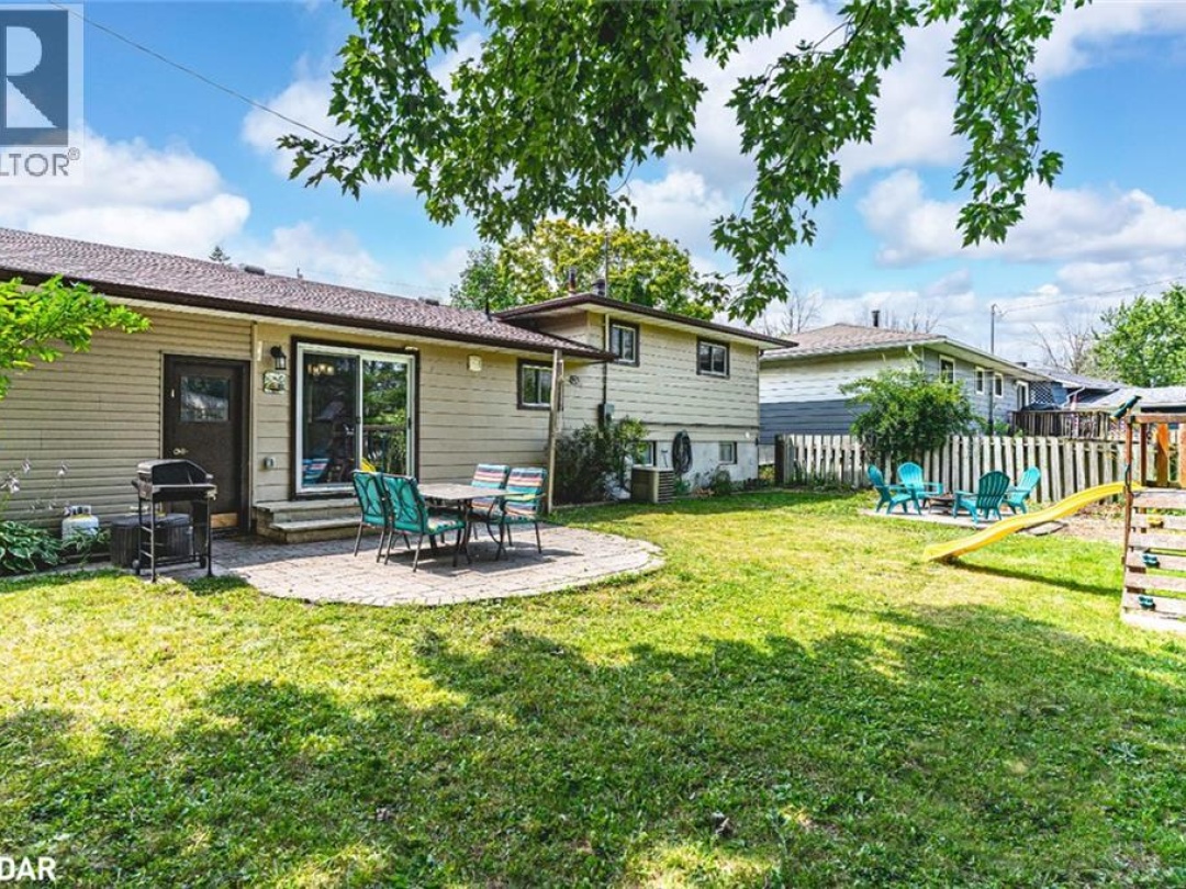 438 FOREST Avenue S, 