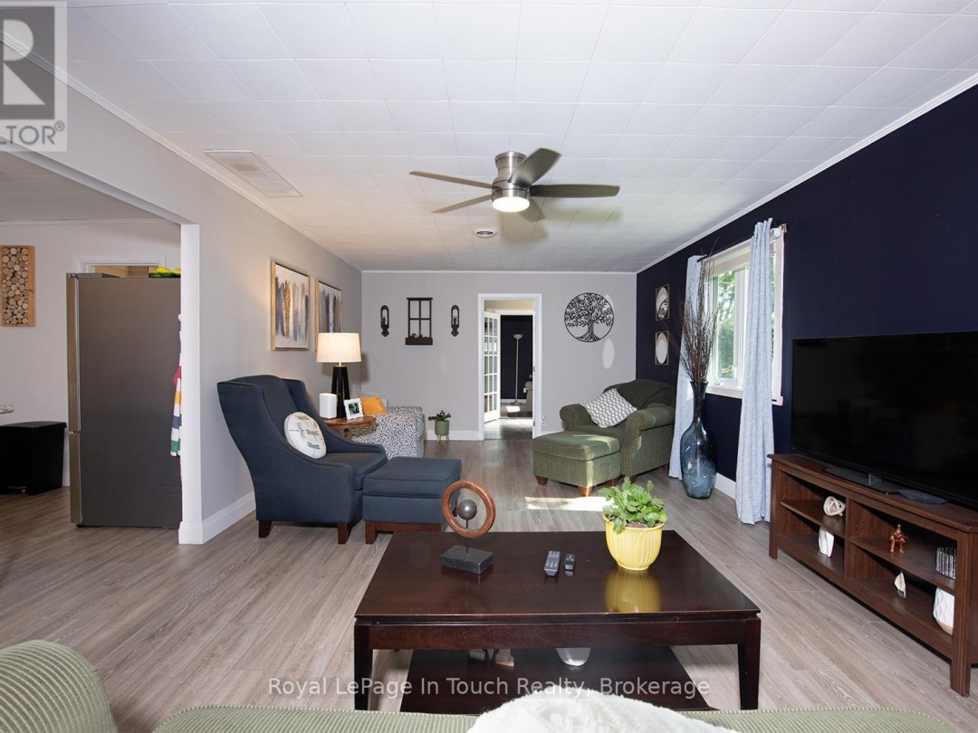 3 CYRIL MARTIN PLACE, 