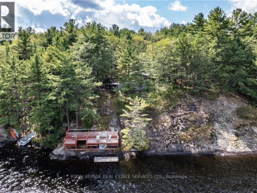 1327-1329 WOODLAND DRIVE, Muldrew Lake