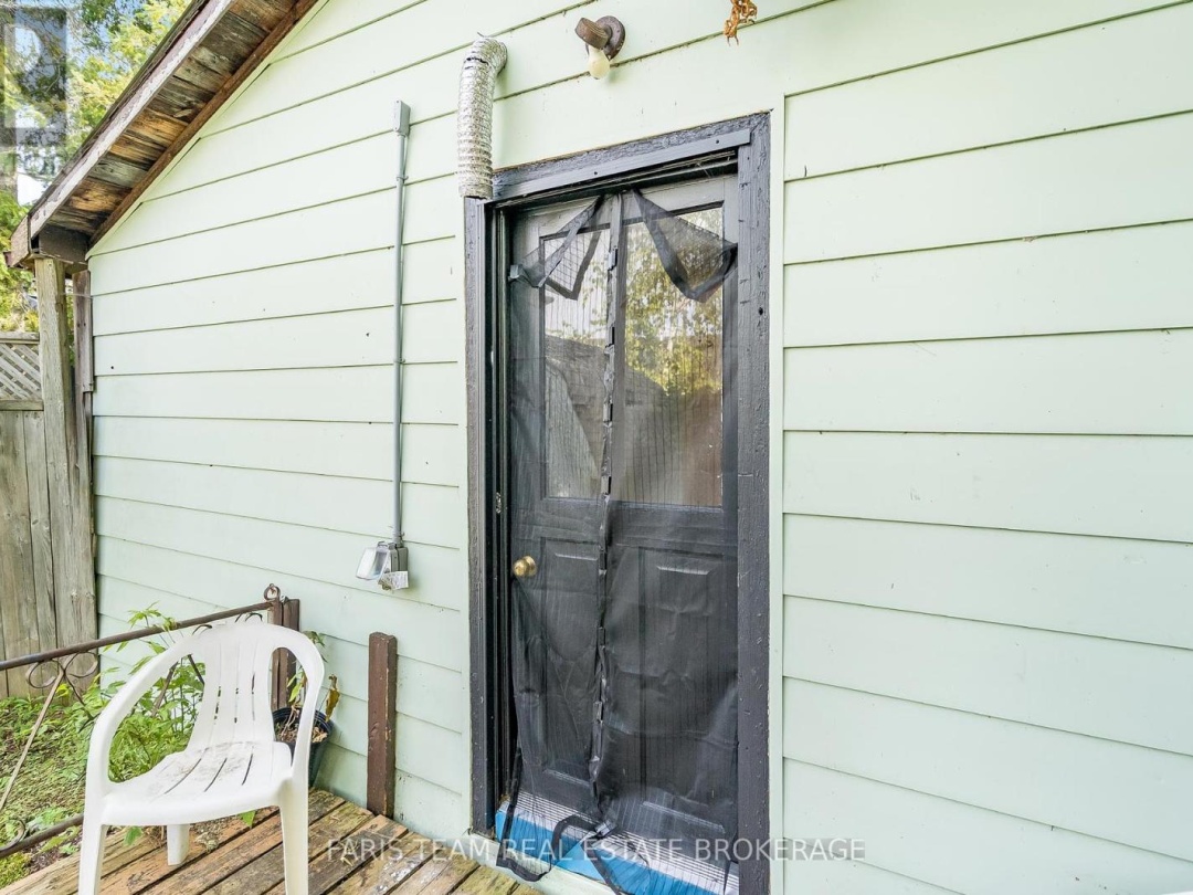 16 WATERSIDE DRIVE, 