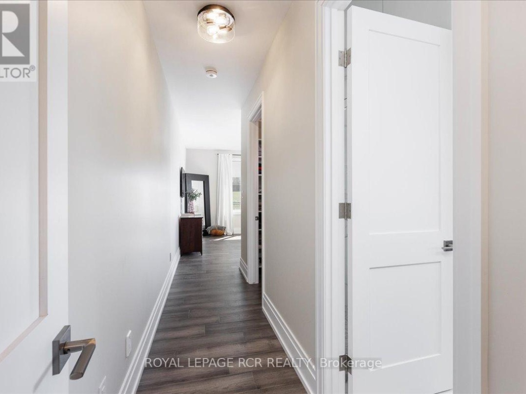 3 NIPIGON STREET, 