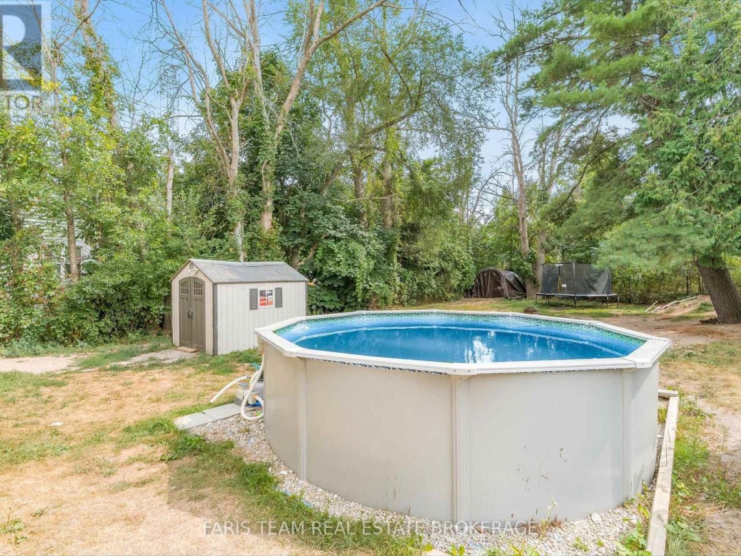 8304 COUNTY ROAD 169, 