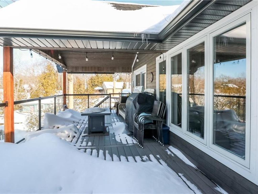 241 Eight Mile Point Road, Lake Simcoe