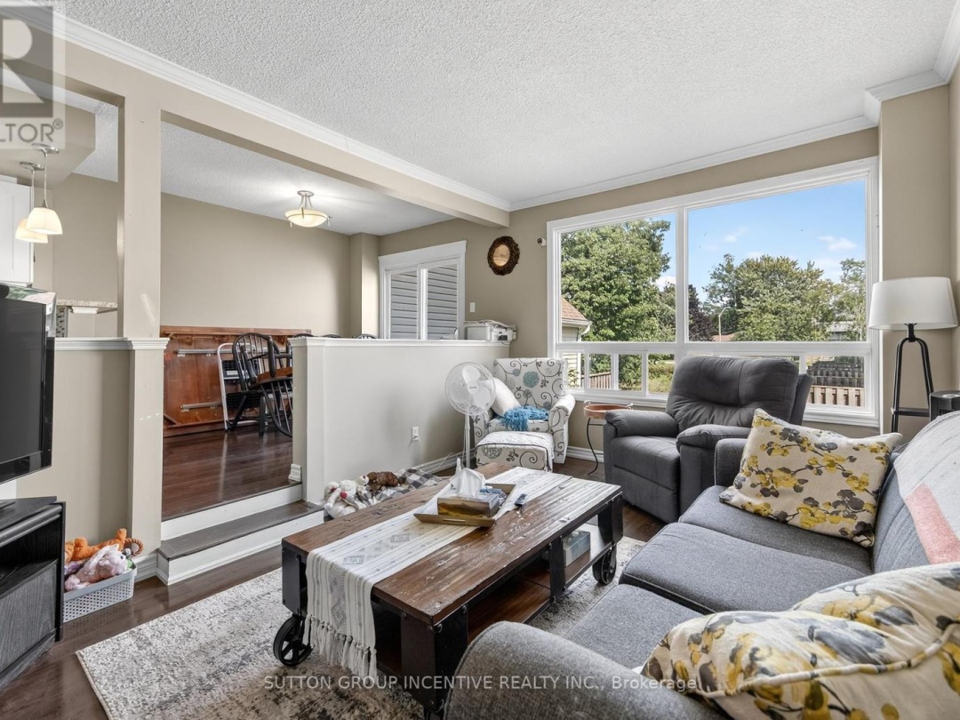 36 - 12 LANKIN BOULEVARD, 